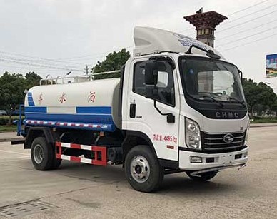 5方灑水車(chē)多重多少噸_南駿5噸綠化灑水車(chē)廠家價(jià)格
