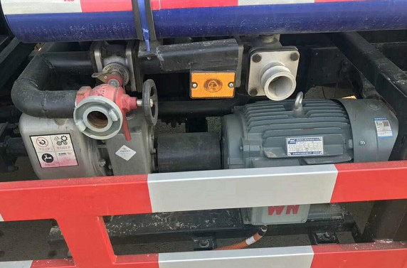 新能源小型灑水車_東風(fēng)凱普特5方純電動小型灑水車